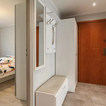 Przy Termach Cieplickich Julcia