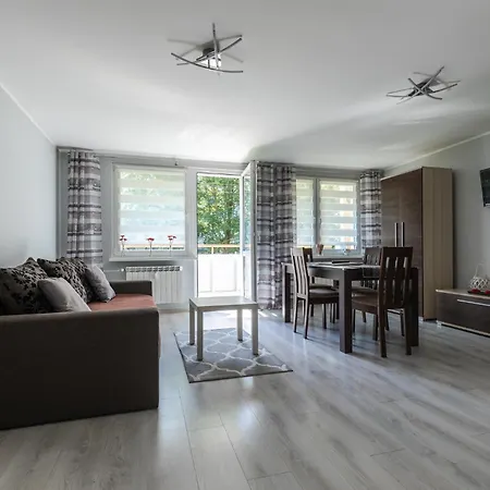 Apartment Przy Termach Cieplickich Julcia