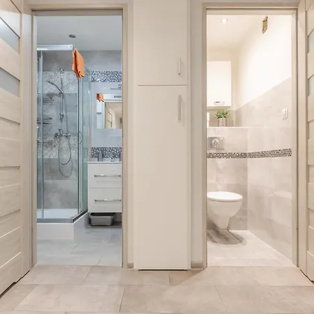 Przy Termach Cieplickich Julcia Apartment