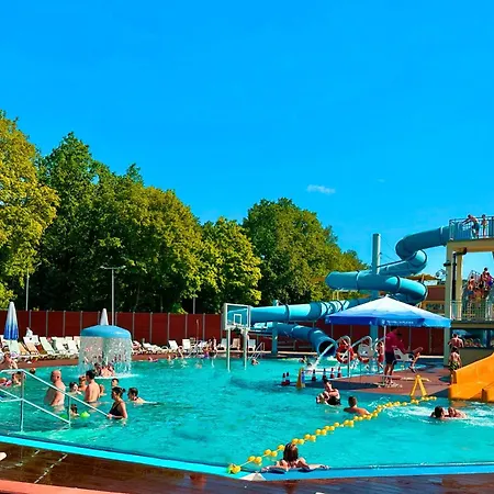 Przy Termach Cieplickich Julcia Jelenia Góra